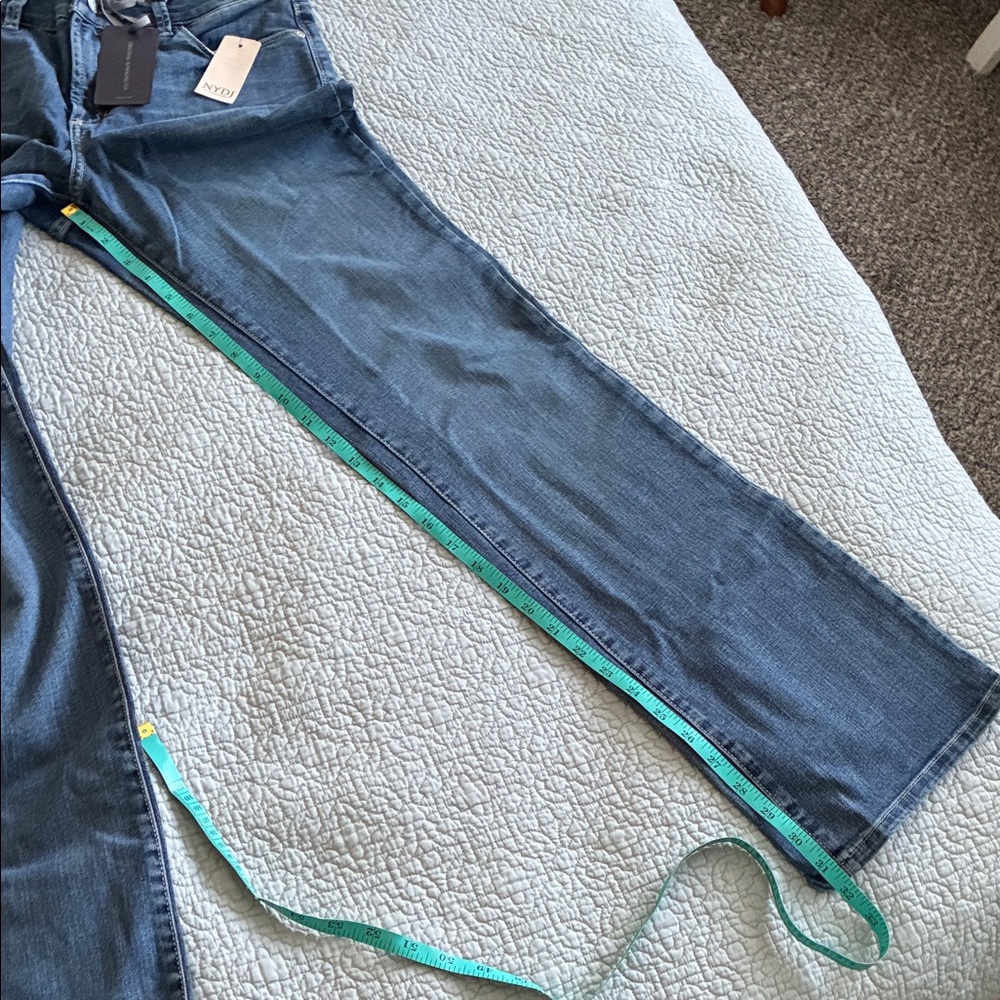 New NYDJ Women’s Medium Wash Barbara Boot Cut Blue Jeans Sz 8 Lift Tuck Slimming - Picture 8 of 15